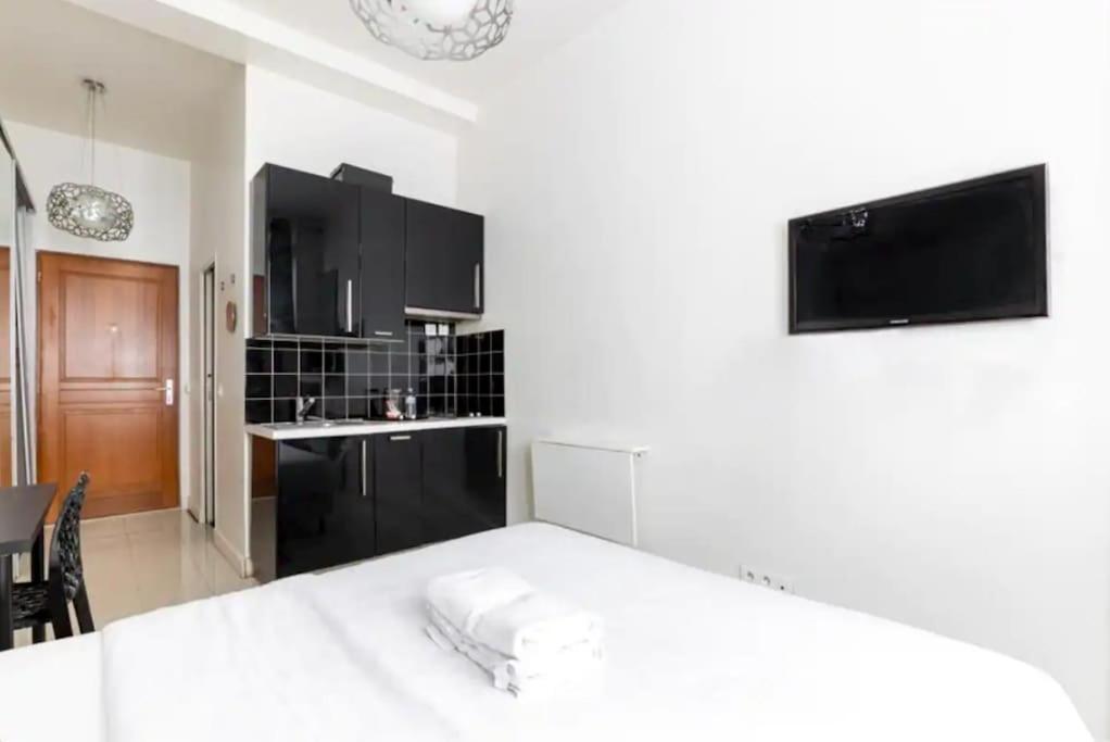 פריז Canal St Martin : Charming Cosy Studio מראה חיצוני תמונה